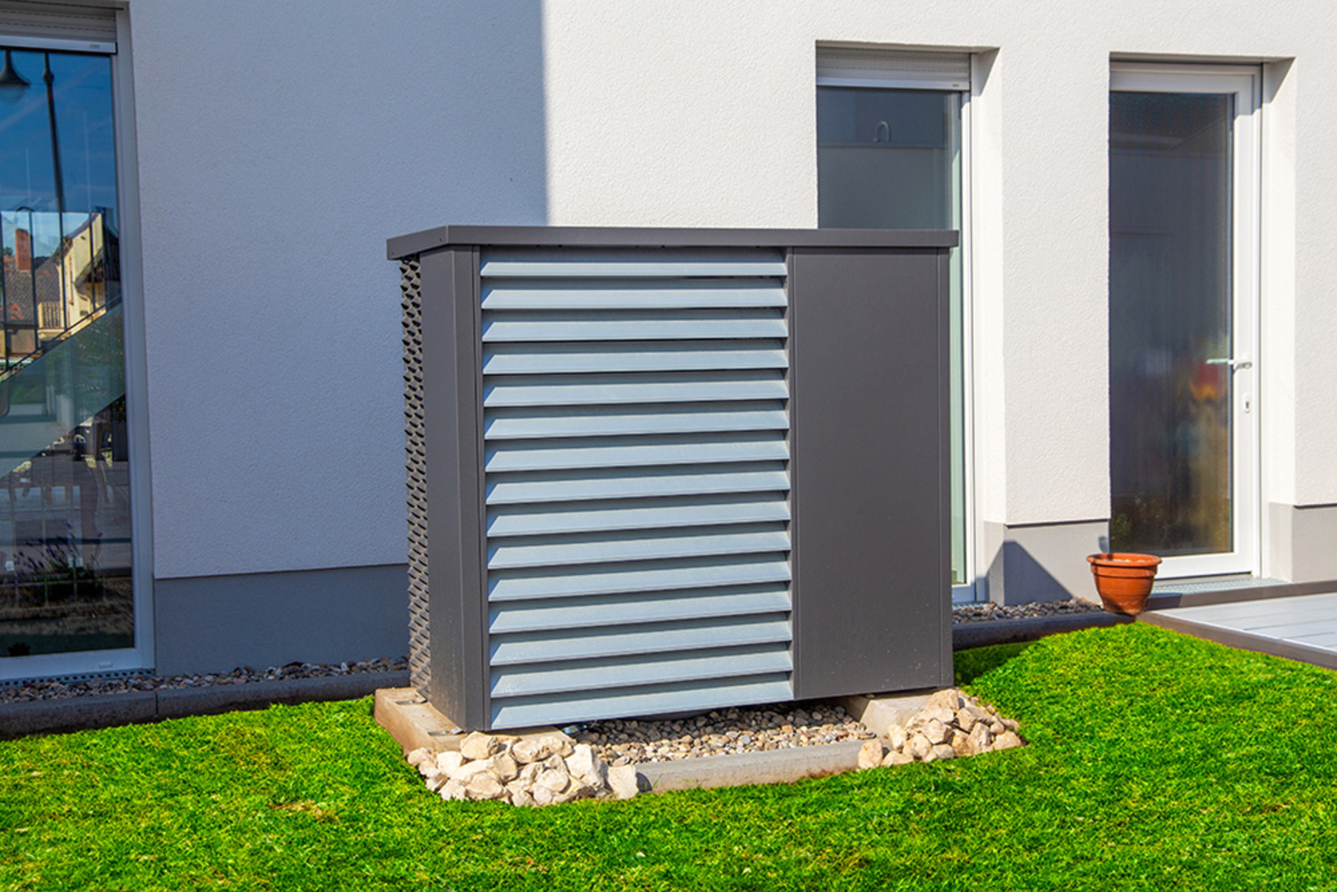 Wärme&shy;pumpen bei IGS Elektrotechnik GmbH in Sulzemoos